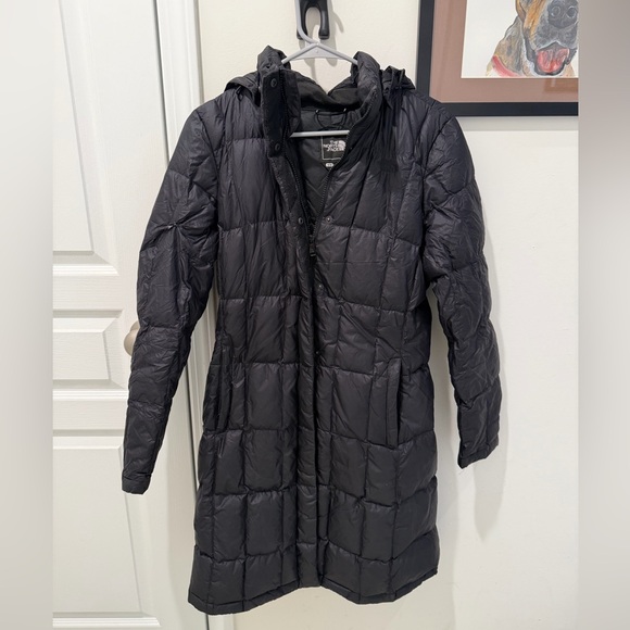 Women's Black Quilted Puffer Long Coat - Picture 1 of 3